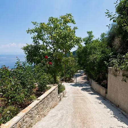 Palataki Corfu Panoramic Sea & Mountain View Holiday home Agioi Deka (Corfu)
